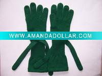 Knitted gloves