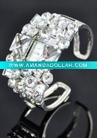 Wholesale 2011 fashion lady watch