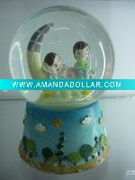 Wholesale resin snow globe