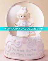 polyresin snow globe