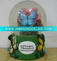 Wholesale (souvenir) resin Christmas snow globe