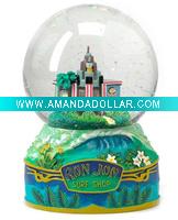 polyresin snow globe