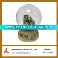 Christmas, snow globe