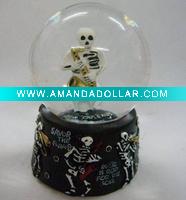 Wholesale (souvenir) resin Christmas snow globe