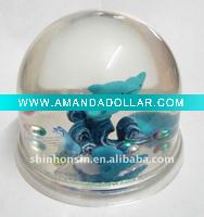 Wholesale acrylic fish dolphin snow globe
