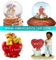 Polyresin Snow Globe