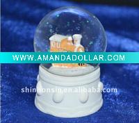 Wholesale plastic musical lighted snow globes,music snow globe