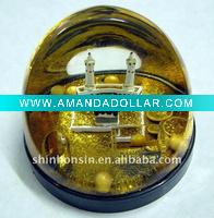 Wholesale crystal souvenir building water globe