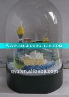 Wholesale acrylic building snow globe