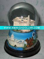 Hotsale Polyreisn water globe
