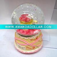 Wholesale Polyresin snow water globe