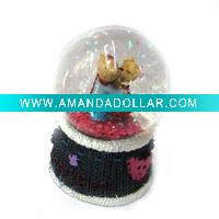 Wholesale Resinic figurine water globe