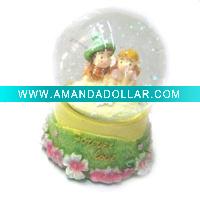 Resin snow ball