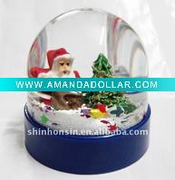 Wholesale resin christmas water globe