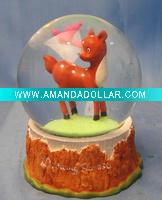 Wholesale Lovely resin and glass water globe with deer