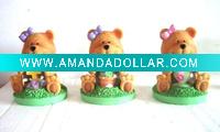 Wholesale Polyrsein valentine bear water globe decoration gifts