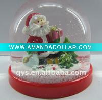 santa gift snow globes