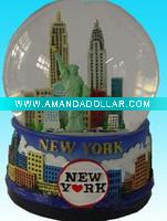 polyresin souvenir -- snow globe