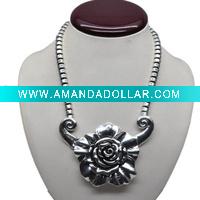 Fashion 2011 Spring Necklace