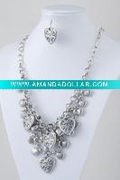 fashion necklace