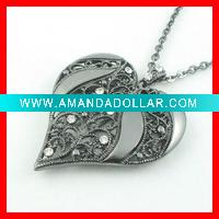 Costume Jewelry Necklace