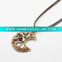 fashion necklace