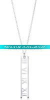 2011 costume jewelry necklaces