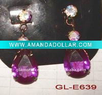 pearl stud earring