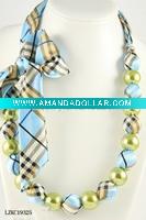 lady Costume necklace