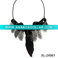 feather costume necklace