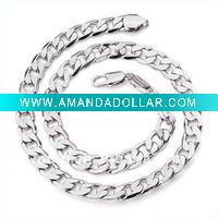 Costume jewelry necklace