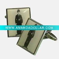 Figures cufflinks
