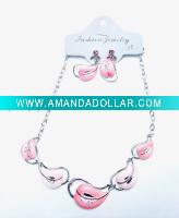 romantic deformed heart necklace