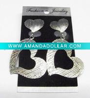 romantic irregular heart eardrop