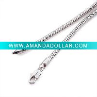 Costume jewelry necklace