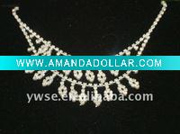 costume fashion jewelry necklace