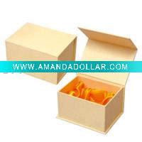 Wholesale Jewelry gift box with velvet fabric and magnet