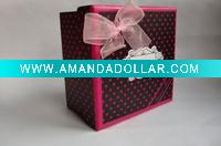 Gift packaging