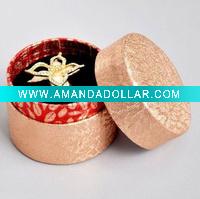 Wholesale yellow fashion design round paper gift box