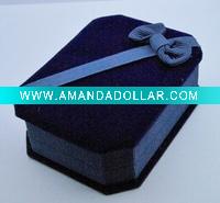 Rectangular bracelet box