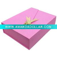 Gift packaging paper box with bowknot