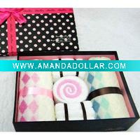 Small Towel Cakes