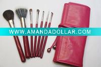cosmetic brush