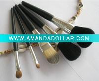 cosmetic brush