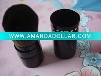 Retractable brush with diamond