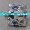 Wholesale Attract people's eyes alloy Glass crafts