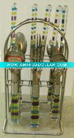 Wholesale 24pcs cutlery set with plastic handle