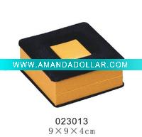 velvet jewelry boxes
