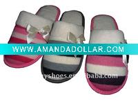 Women knit slipper