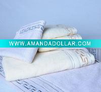 Solid colour towel sets with great wall pattern